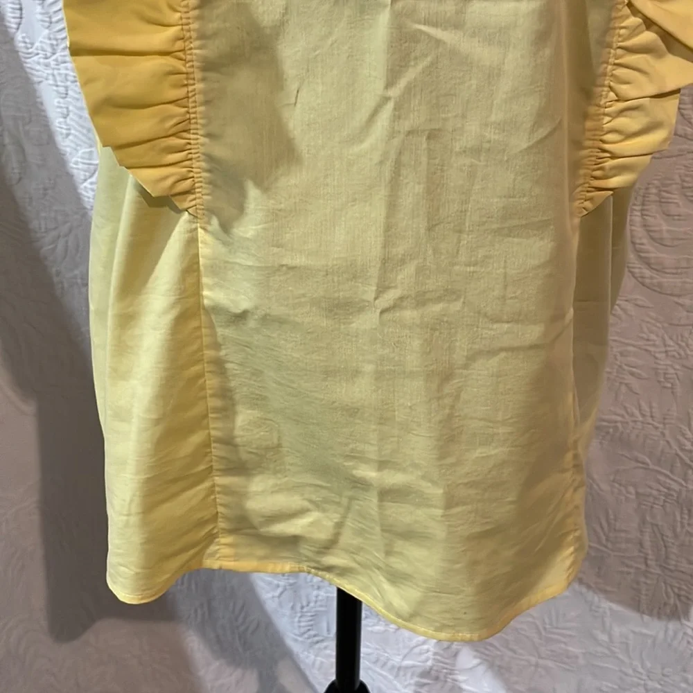 Michael Kors ruffle top, size‎ medium